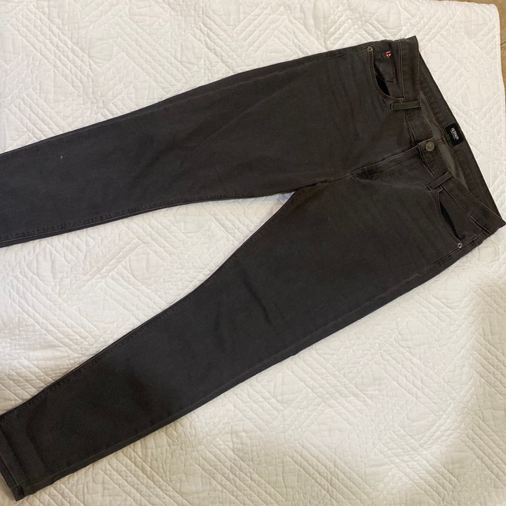 Hudson Jeans. Nico- super skinny mid rise. Size 32